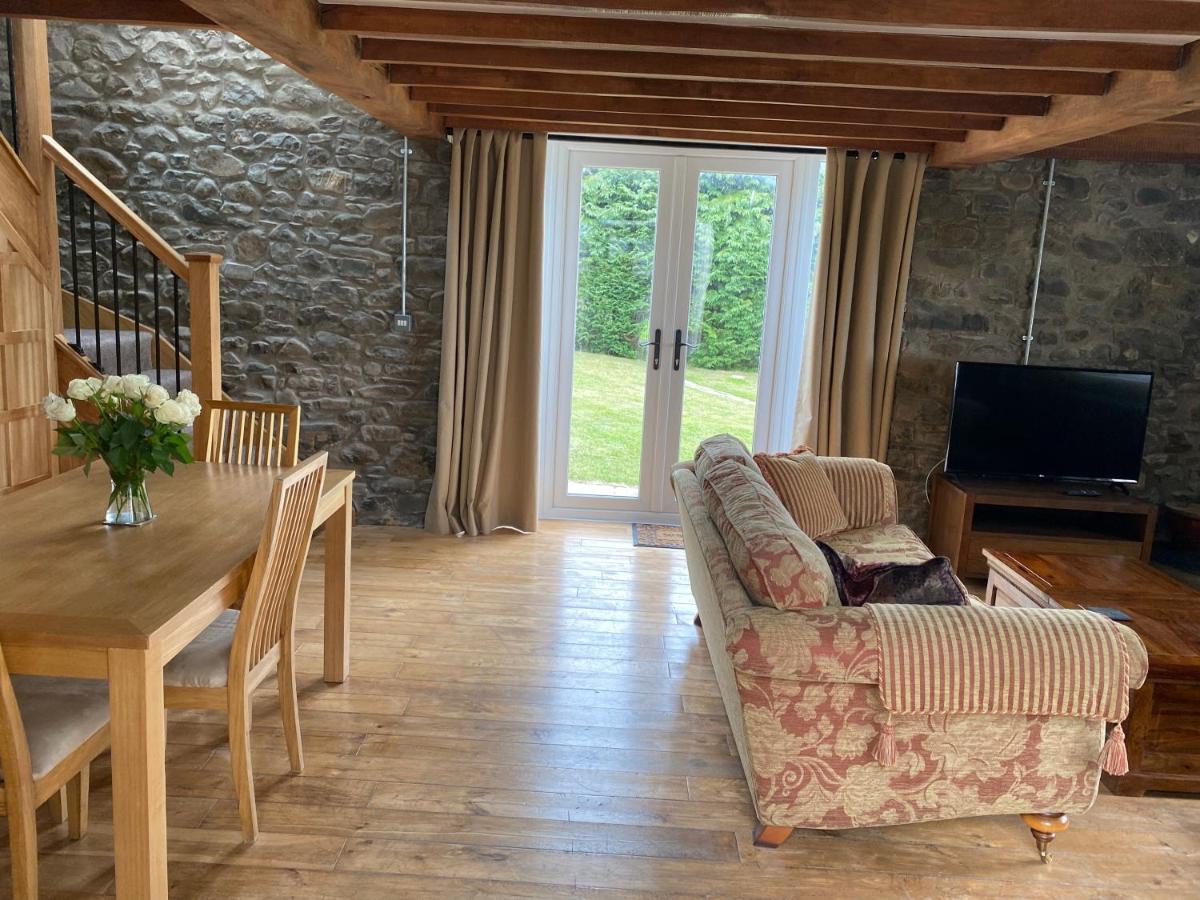 Pippin Lodge Llanwrda Εξωτερικό φωτογραφία